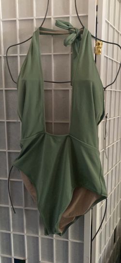 One piece swimsuit size M