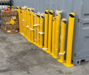 Parking Lot Safety poles 42”