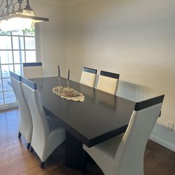 Modern Style Dining Table  