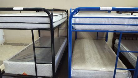 Twin Bunk Beds! :) With mattresses