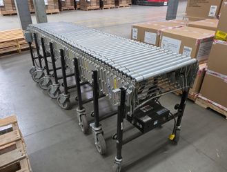 24' x 24" Best Reach Powered Flexible Extendable Roller Conveyor (8' Collapsed)