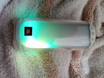 JBL Pulse 4 Bluetooth Speaker White