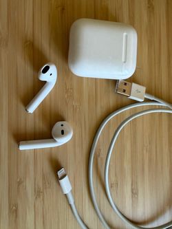 Apple AirPods 1st generation