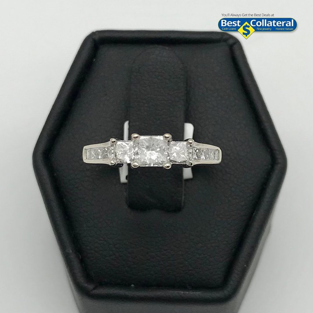 Diamond Engagement Ring In White Gold 