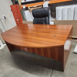 Executive Desk & Credenza