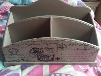 Letter organizer
