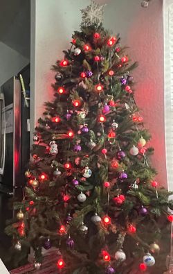Luxury 9-Foot Artificial Christmas Tree