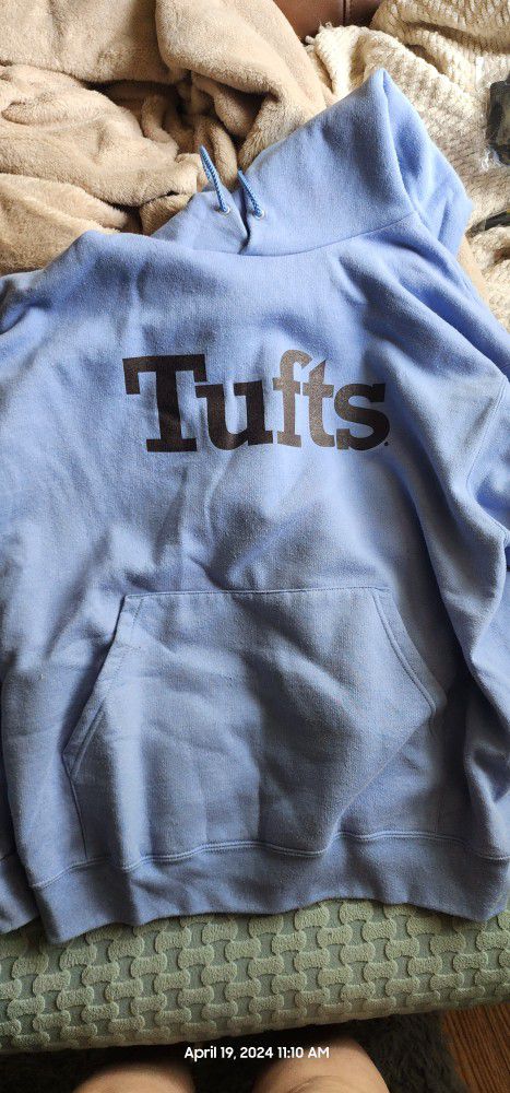 Tufts University  Sweatshirt Like New