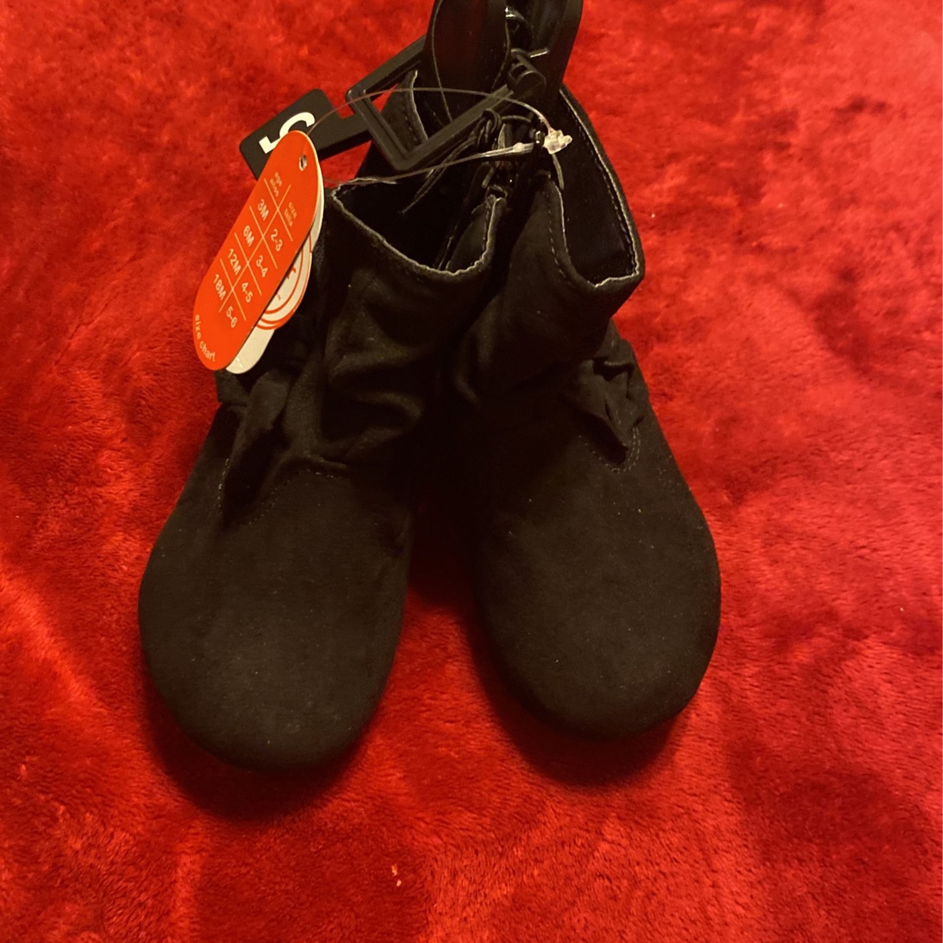 Girl Boots Size 5 Brand New