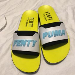 NEW - Puma Gently Slides By Rihanna Size 7