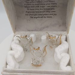Beautiful Vintage 3 Art Glass Angels Worry Box 
