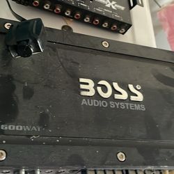 Amplificador Bonos 1600 W