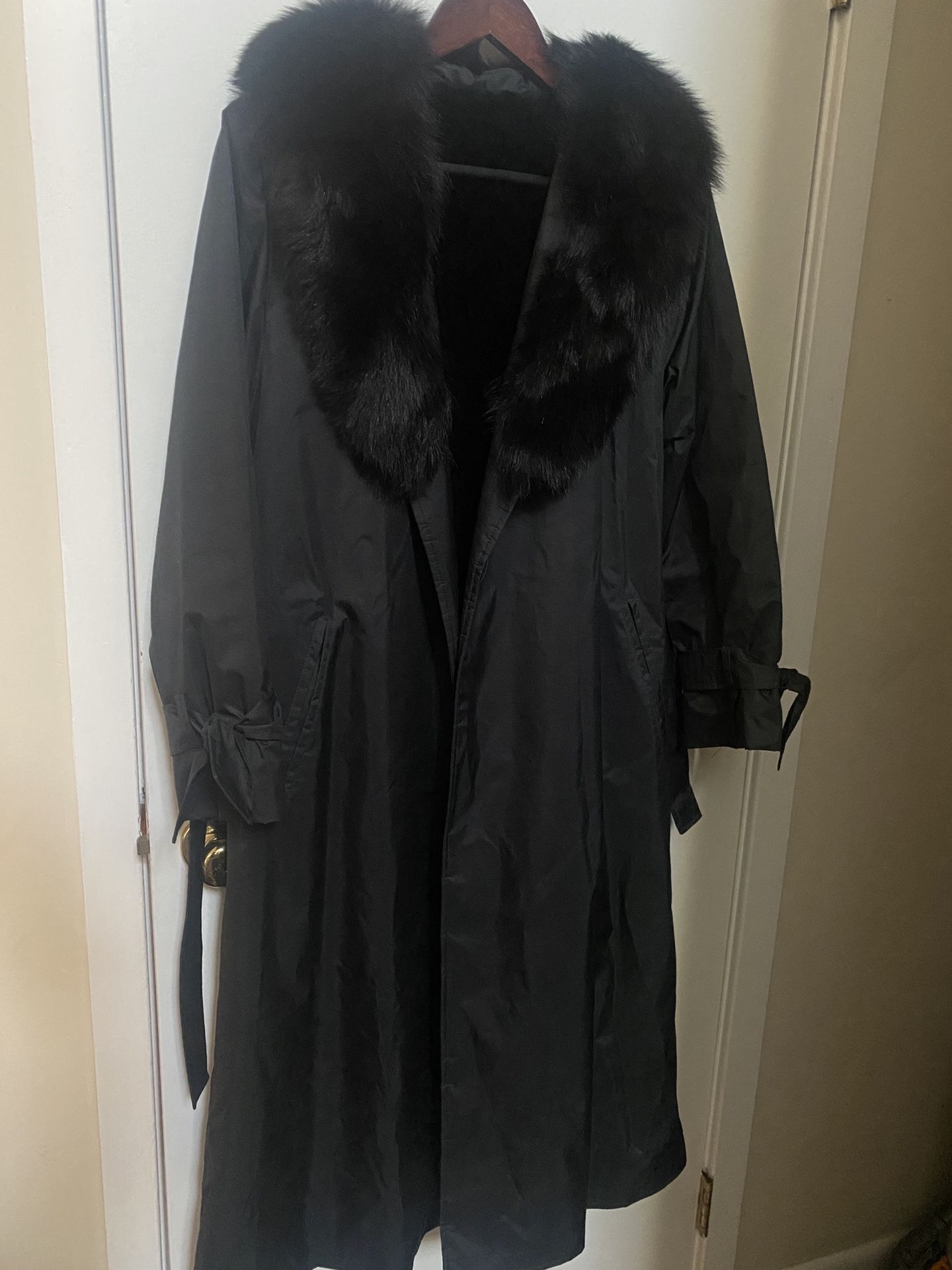 winter wrap rain coat w/faux fur collar, fully lined 