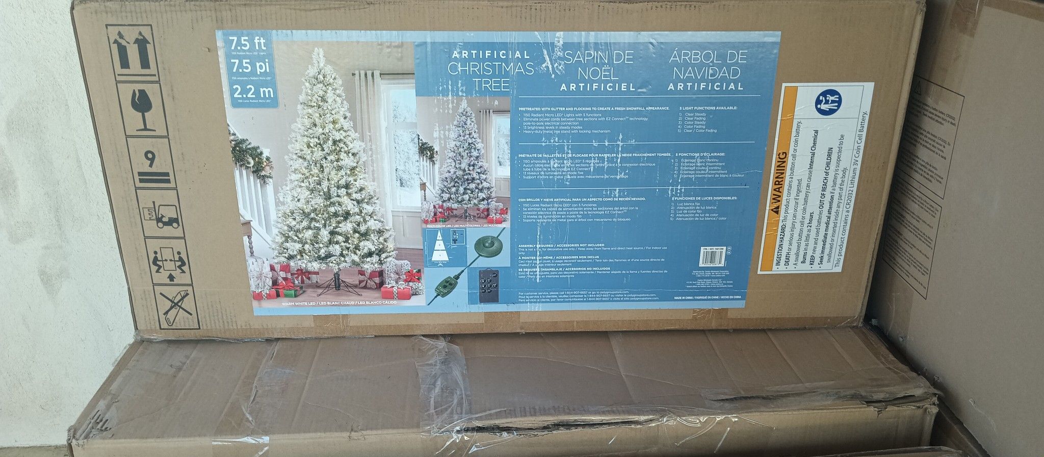 New Flocked 7.5ft Christmas Tree New In Box Nuevo Arbol