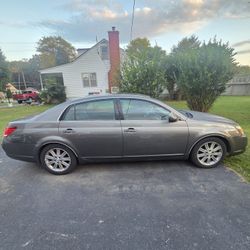 2005 Toyota Avalon