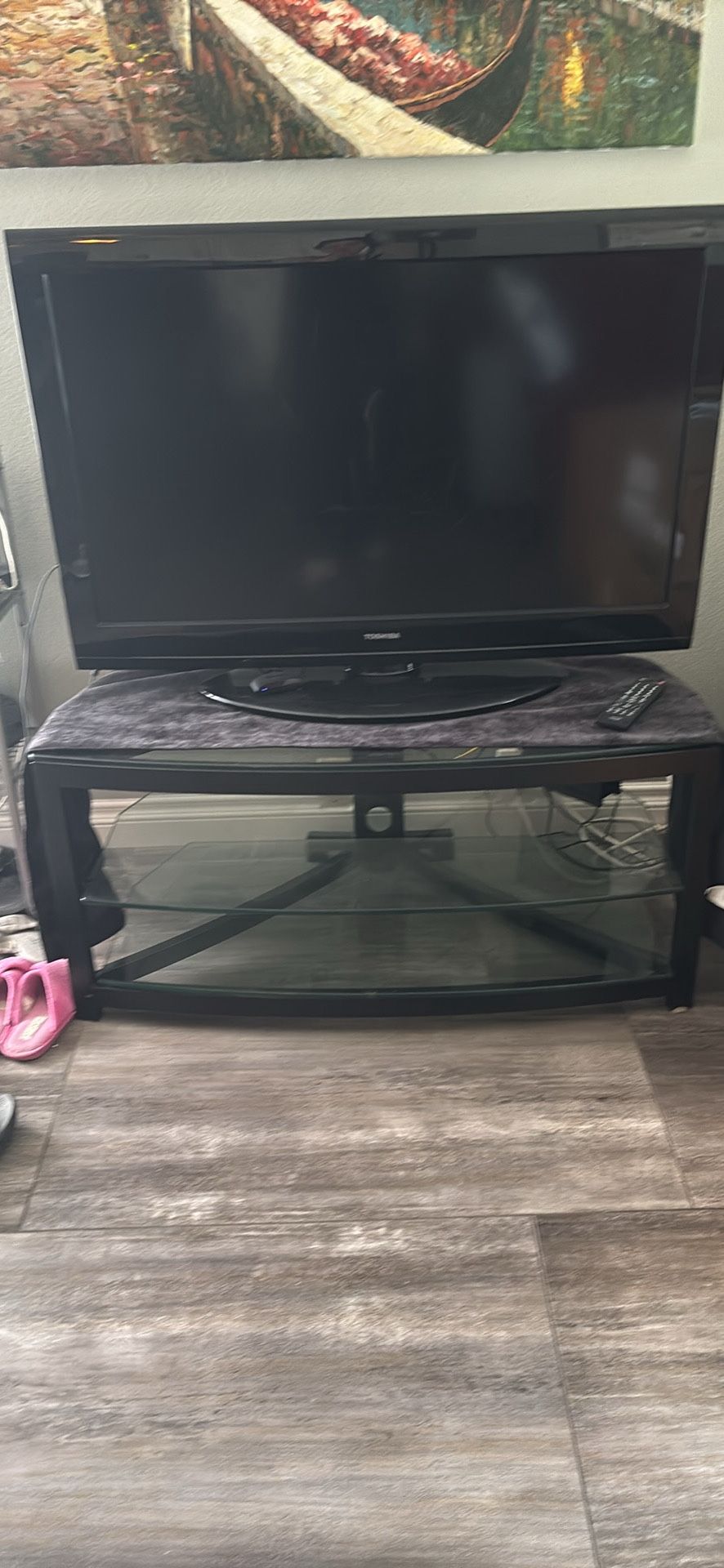 Free 40” TV and TV Stand