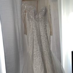 Wedding dress 