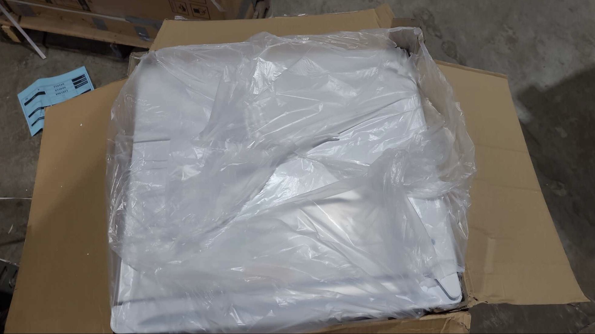 Magic Chef 3.3 Cubic Feet Mini Refrigerator White