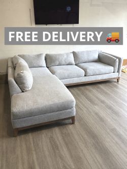 •Free Delivery• Light Gray Sectional Couch
