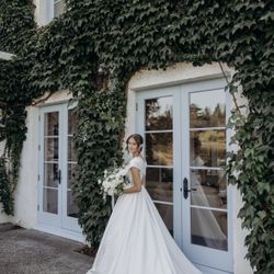Elegant Wedding Dress 