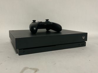 Xbox One X W/ Controller