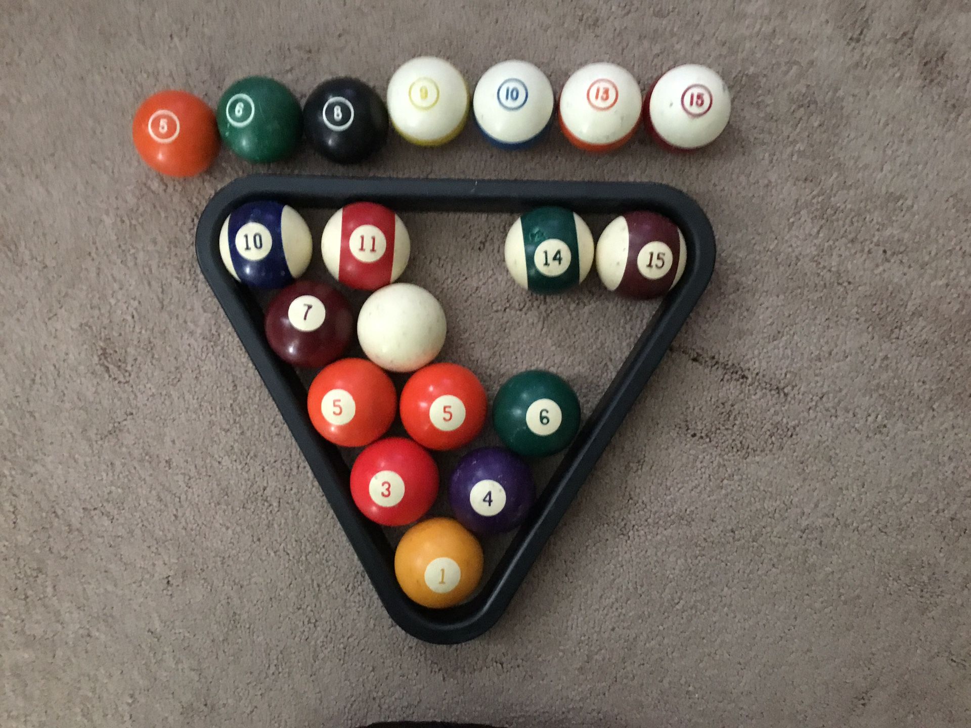 Pool balls Non complete 2 inch hollow billiard balls