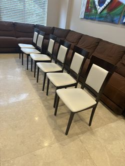 7 Dining Room Chairs