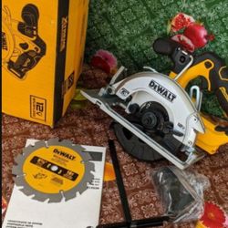 DEWALT EXTREME 12-VOLT MAX  LITHIUM ION BRUSHLESS CORDLESS 5-3/8 IN  CIRCULAR SAW  (TOOL-ONLY)