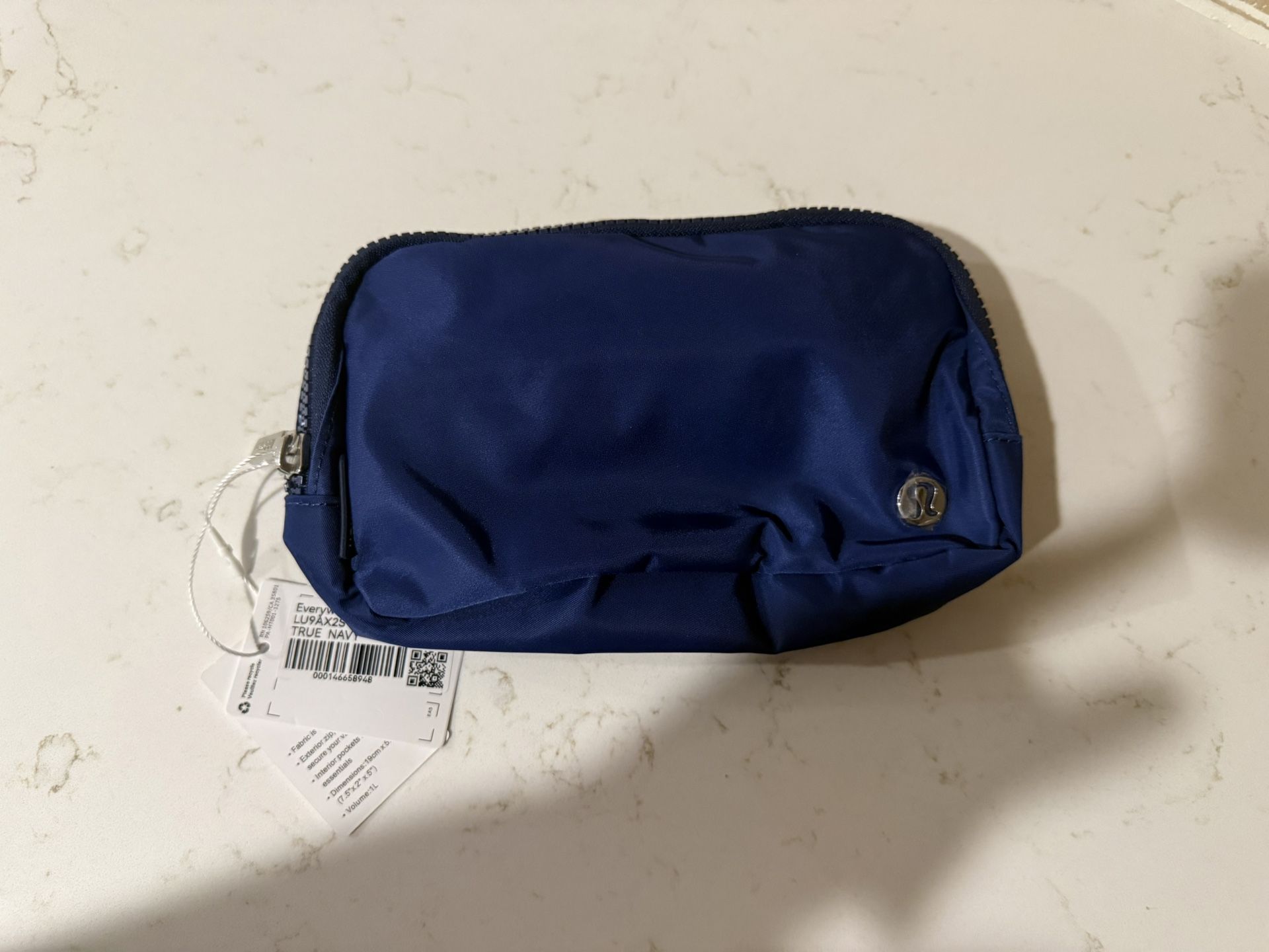 Lululemon Everywhere Belt Bag