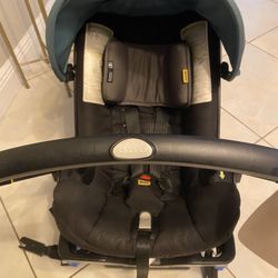 Doona Stroller With Base 