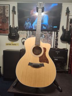 Taylor Guitar