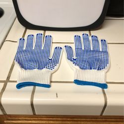 Gloves  W/ Ridges PICK UP ONLY