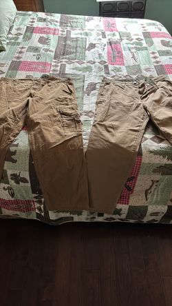 2 Pair Tan Work Pants 36/30 Men’s