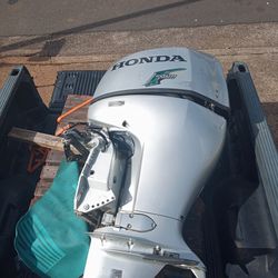 Honda 135 Outboard 