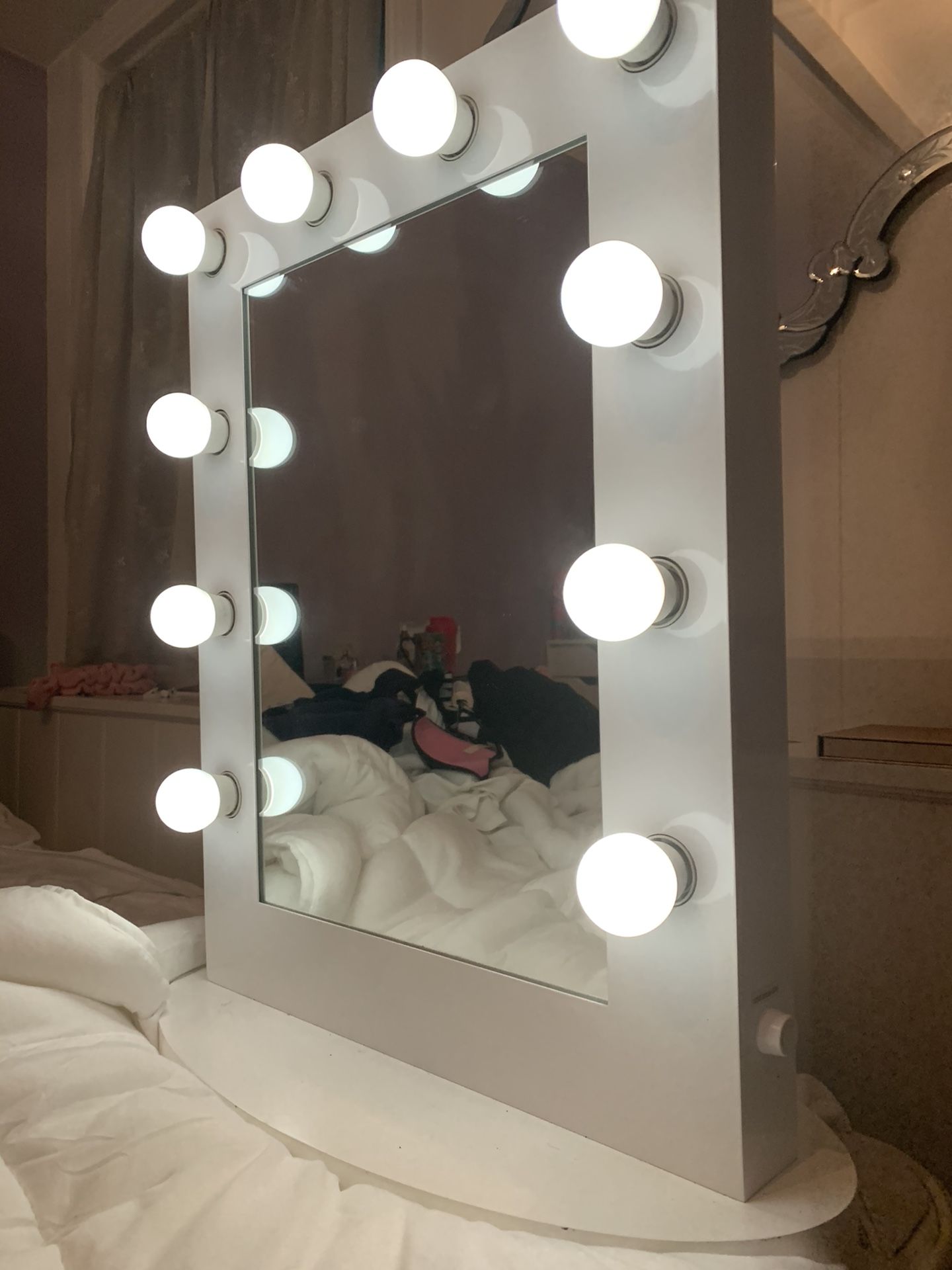 Perfect condition vanity mirror