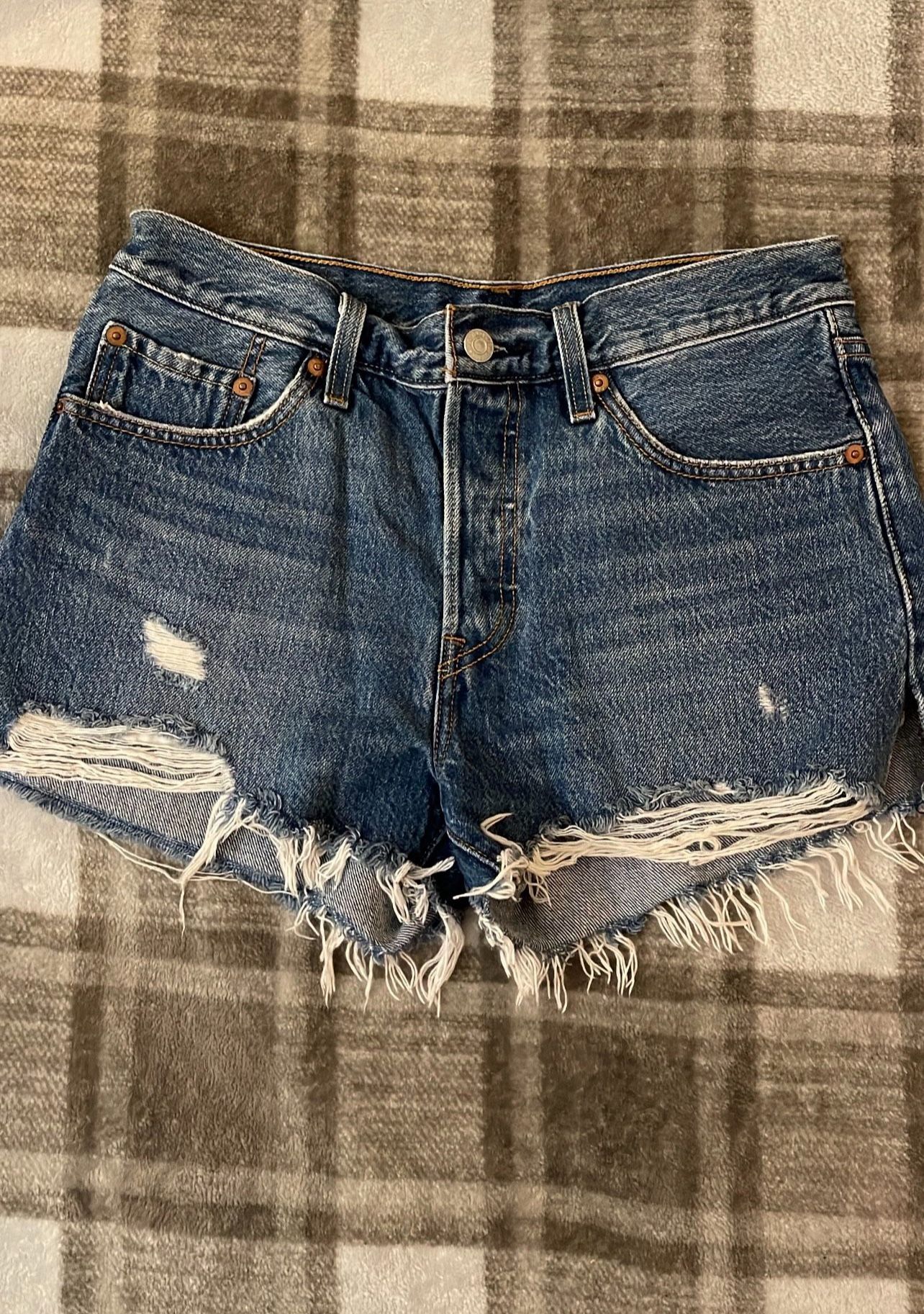 LEVIS denim Shorts 