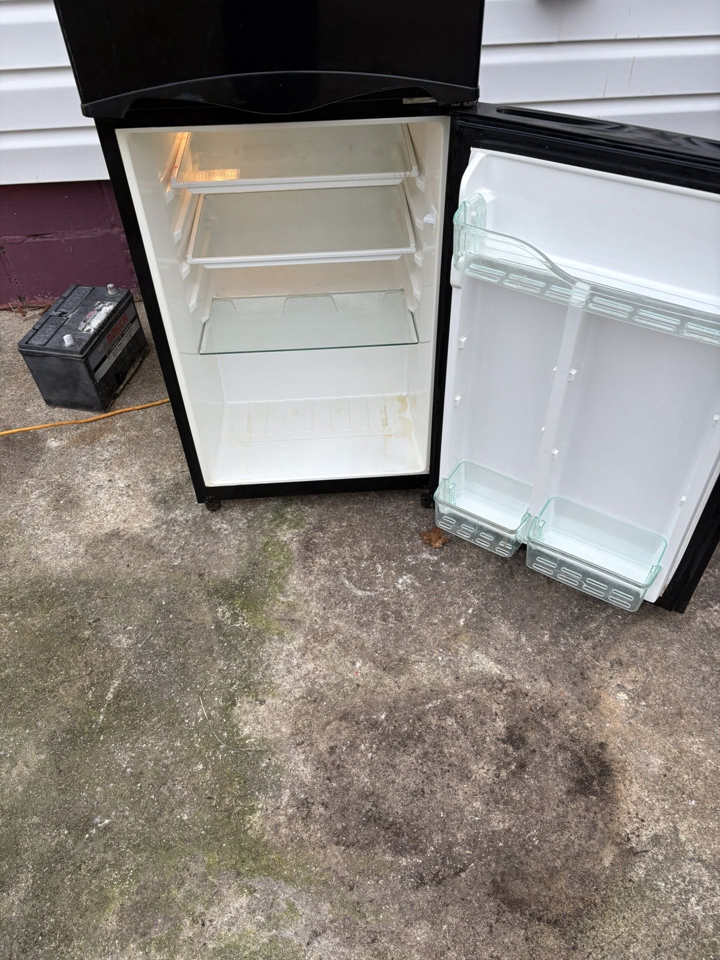 frigidaire refrigerator