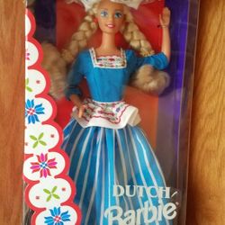 1993 Dutch Barbie Dolls Of The World Special Edition