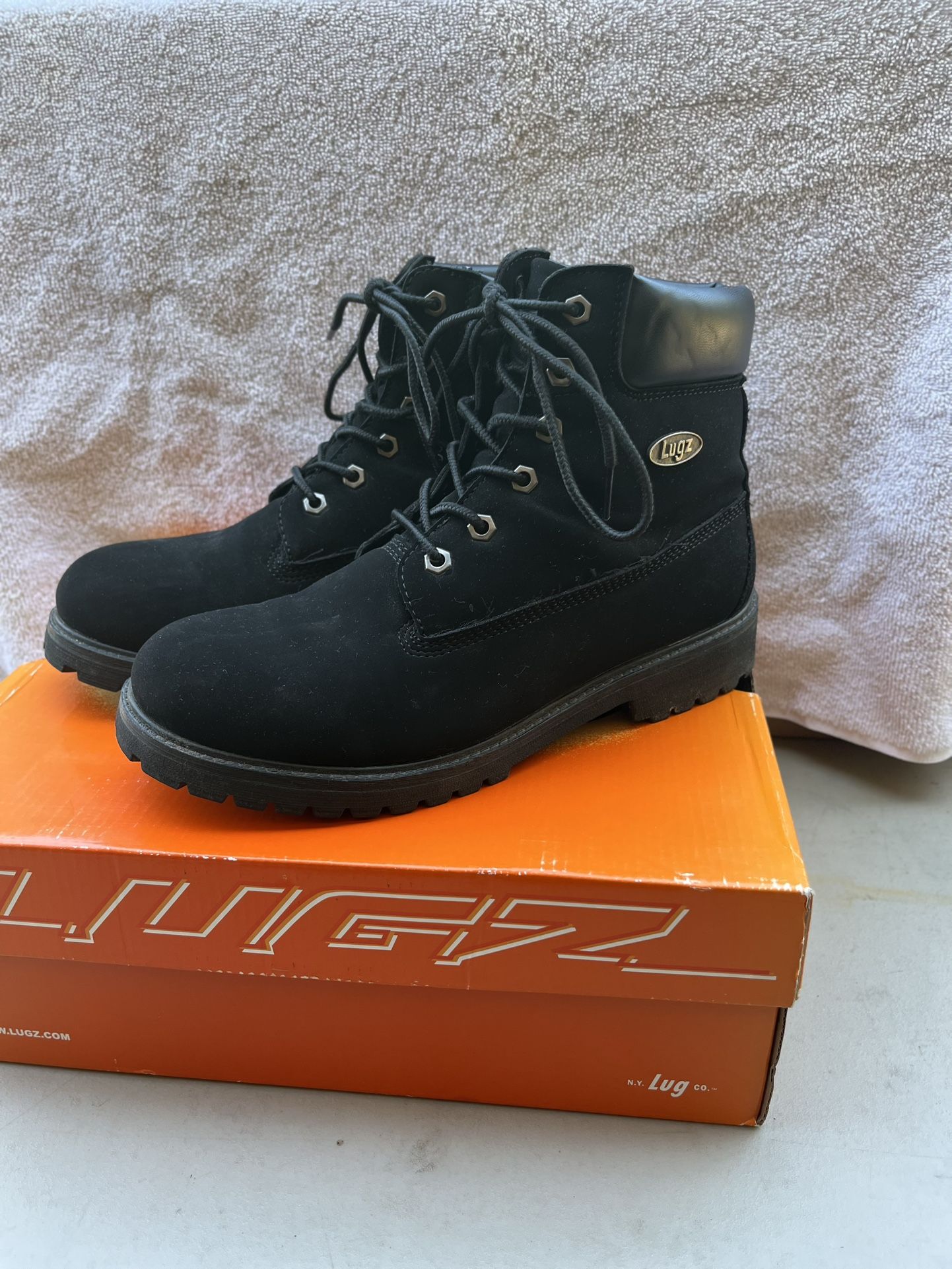 Women’s Black Lugz Boots Size 9.5