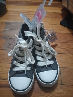 Children's Place Size 11c 