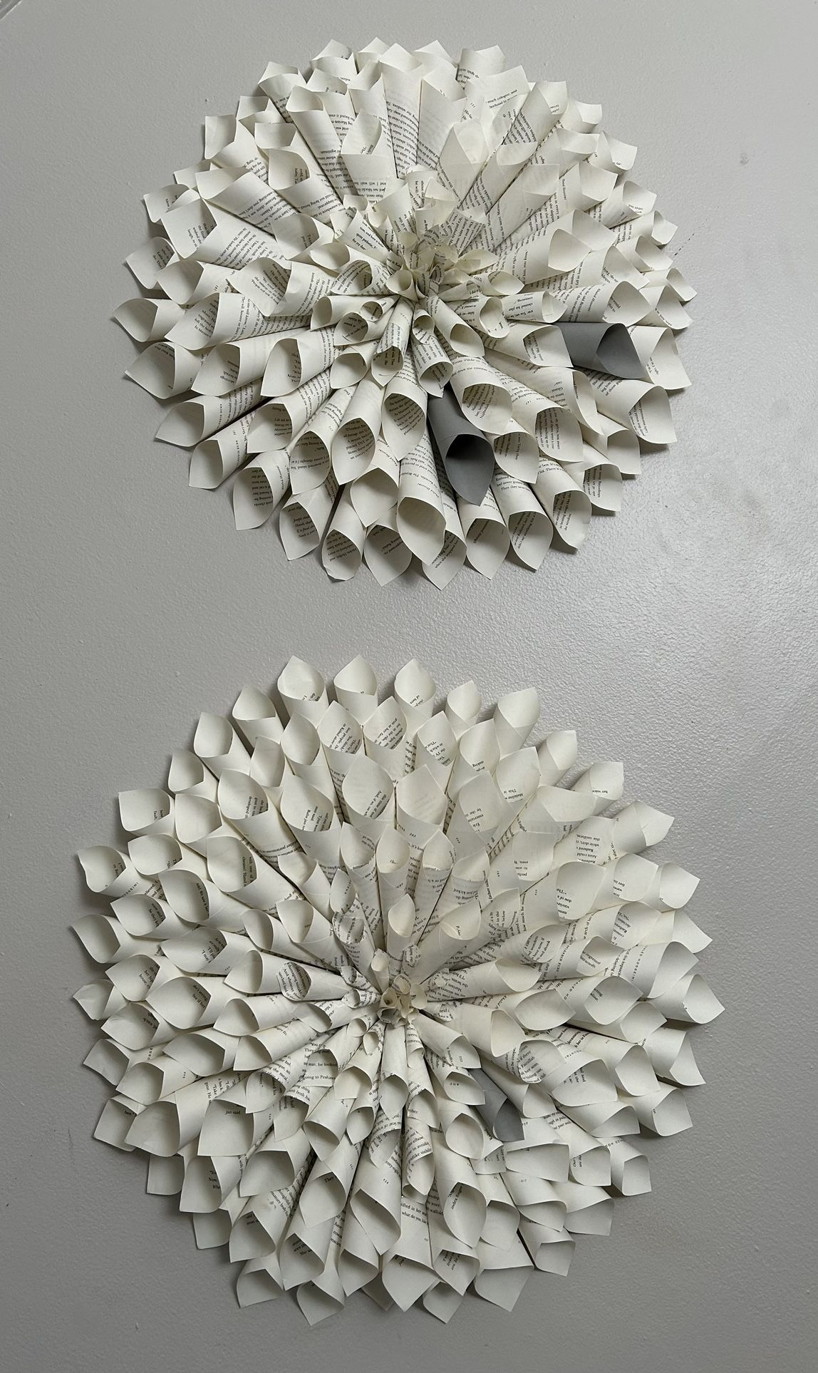 page flowers wall decor