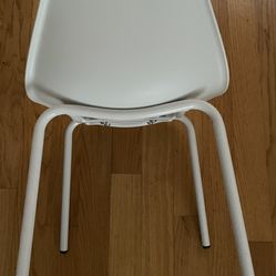 Pair of Like New Kids White Chsirs