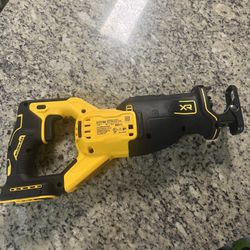 Saw Saw Dewall De 20 V