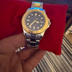 Rolex yachtmaster 1 35 mm two tone navy blue dial like new condition box papers and certificate in closed