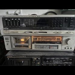 HITACHI DE44 TAPE AND CASSETTE STEREO RECEIVER