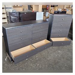 Dresser set