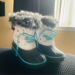 Toddler snow boots