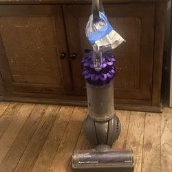 PENDING PICK UP - Dyson Ball Vacuum - for Parts?