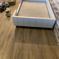 Bed for large dog accessories some new others used but in very good condition and clean.