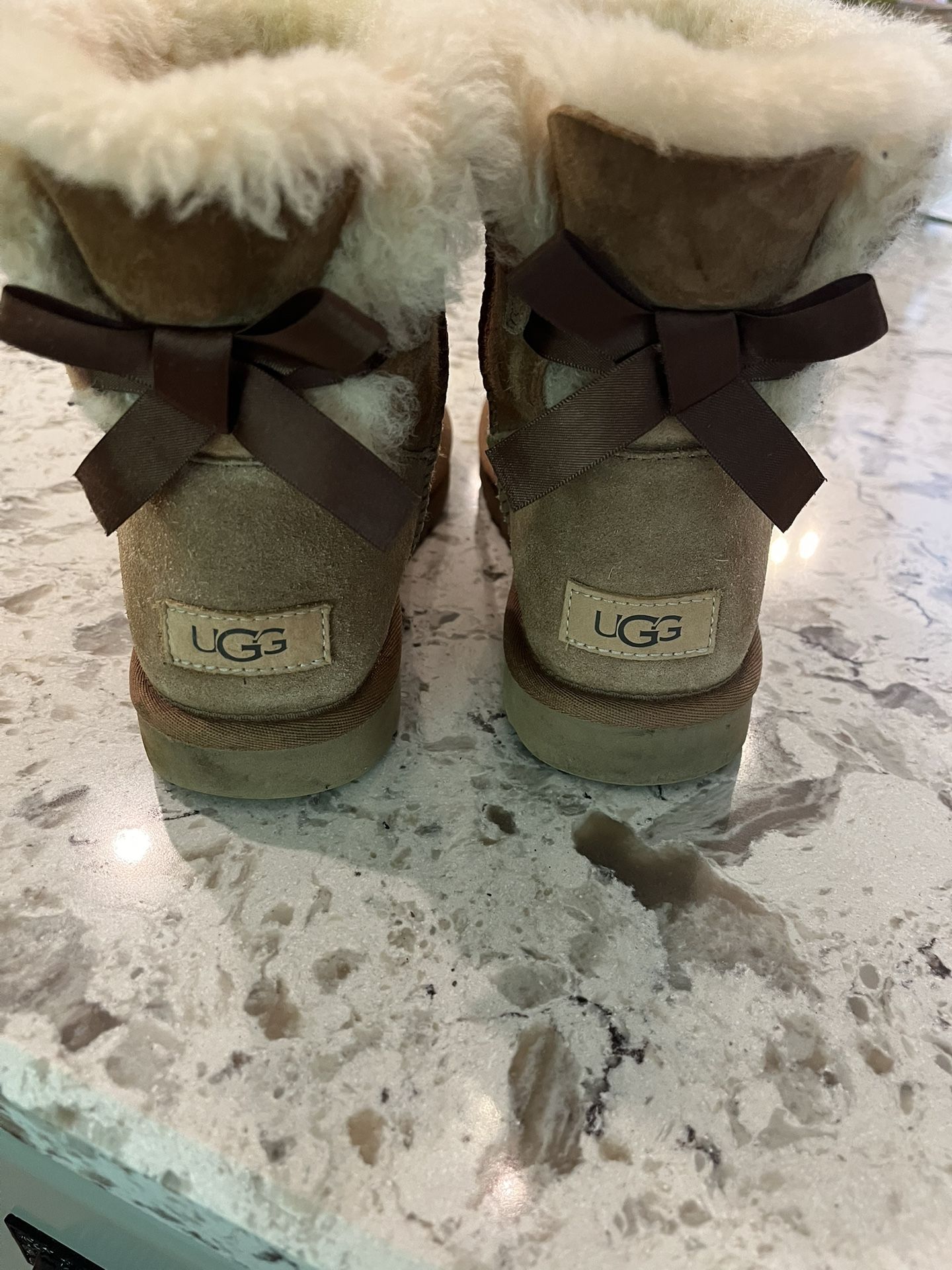 Ugh Boots Size 8
